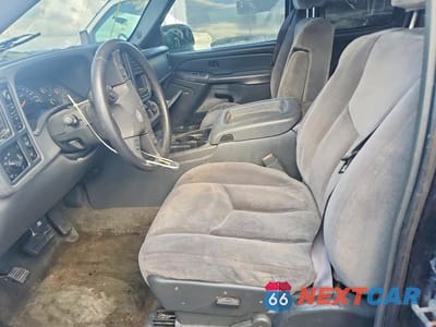 Zdjęcie 7 z 13 samochodu: 2005 GMC NEW SIERRA K1500 VIN:1GTEK19B15Z279701 - miniatura