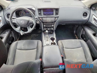 Zdjęcie 8 z 13 samochodu: 2018 NISSAN PATHFINDER SV VIN:5N1DR2MM3JC627657 - miniatura