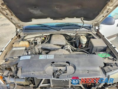 Zdjęcie 11 z 12 samochodu: 2004 CHEVROLET SILVERADO K1500 VIN:1GCEK19T04E391484 - miniatura