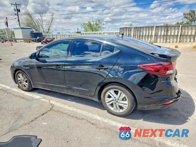 Drugie zdjęcie samochodu z przodu: 2019 HYUNDAI ELANTRA SEL VIN:5NPD84LF2KH463944 - miniatura