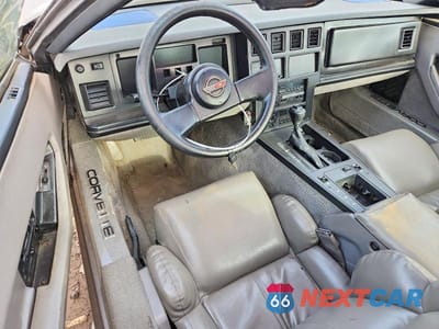 Zdjęcie 8 z 12 samochodu: 1989 CHEVROLET CORVETTE VIN:1G1YY2182K5103284 - miniatura