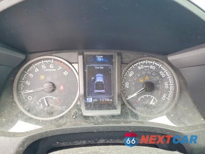 Zdjęcie 9 z 12 samochodu: 2017 TOYOTA TACOMA TRD OFF-ROAD VIN:5TFDZ5BN9HX019906 - miniatura