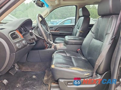 Zdjęcie 7 z 13 samochodu: 2007 CHEVROLET SUBURBAN K1500 VIN:1GNFK16347R398936 - miniatura