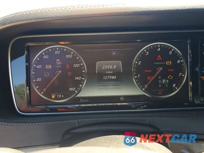 Zdjęcie 9 z 12 samochodu: 2016 MERCEDES-BENZ S 550 4MATIC VIN:WDDUG8FB2GA218973 - miniatura