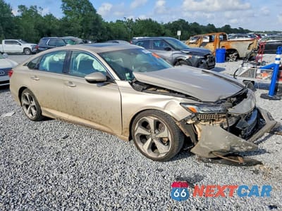 Czwarte zdjęcie samochodu z boku: 2018 HONDA ACCORD TOURING VIN:1HGCV2F94JA053247 - miniatura