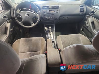 Zdjęcie 8 z 13 samochodu: 2004 HONDA CIVIC LX VIN:2HGES16424H638690 - miniatura