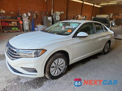 2019 VOLKSWAGEN JETTA 3VWC57BU3KM015130 - główne zdjęcie licytacji z USA - miniatura