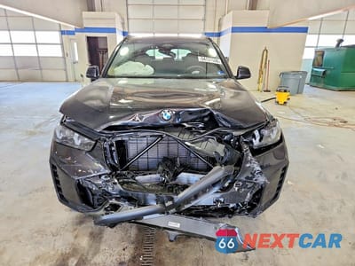 Piąte zdjęcie samochodu w środku: 2026 BMW X5 XDRIVE40I VIN:5UX23EU00T9339444 - miniatura