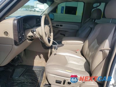 Zdjęcie 7 z 13 samochodu: 2004 GMC YUKON DENALI VIN:1GKEK63U94J238886 - miniatura