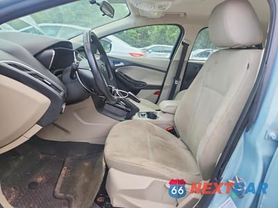 Zdjęcie 7 z 12 samochodu: 2014 FORD FOCUS BEV VIN:1FADP3R45EL259986 - miniatura