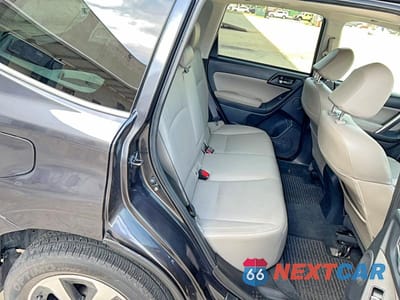 Zdjęcie 6 z 10 samochodu: 2018 SUBARU FORESTER 2.5I LIMITED VIN:JF2SJARC8JH596519 - miniatura