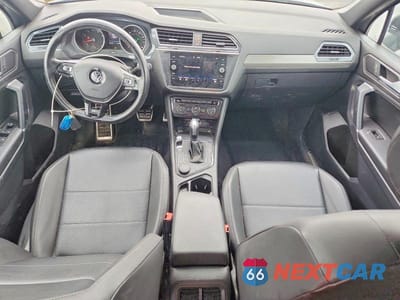 Zdjęcie 8 z 12 samochodu: 2020 VOLKSWAGEN TIGUAN SE, 4MOTION SEL VIN:3VV2B7AX7LM068581 - miniatura