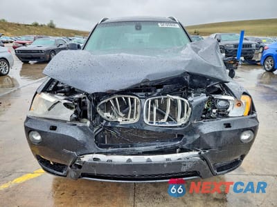 Piąte zdjęcie samochodu w środku: 2011 BMW X3 XDRIVE28I VIN:5UXWX5C57BLK59126 - miniatura