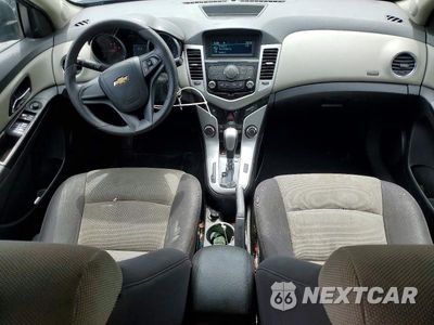 Zdjęcie 8 z 12 samochodu: 2014 CHEVROLET CRUZE LS VIN:1G1PA5SH6E7187974 - miniatura