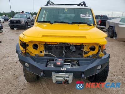 Piąte zdjęcie samochodu w środku: 2007 TOYOTA FJ CRUISER BASE VIN:JTEBU11F570074462 - miniatura
