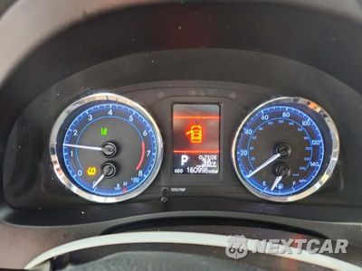 Zdjęcie 9 z 12 samochodu: 2018 TOYOTA COROLLA LE VIN:2T1BURHE1JC052598 - miniatura
