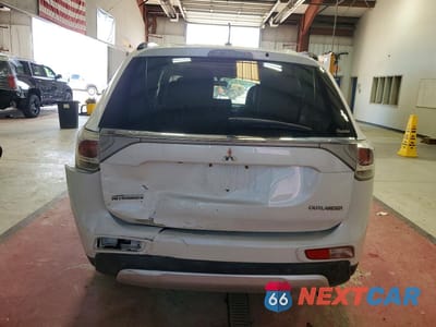 Zdjęcie 6 z 13 samochodu: 2015 MITSUBISHI OUTLANDER SE VIN:JA4AZ3A39FZ007998 - miniatura