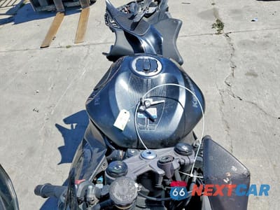 Piąte zdjęcie samochodu w środku: 2024 KAWASAKI ZX636 K VIN:JKBZXJK13RA000361 - miniatura