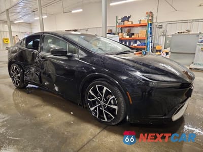 Czwarte zdjęcie samochodu z boku: 2024 TOYOTA PRIUS PRIME XSE PREMIUM VIN:JTDACACU4R3022255 - miniatura