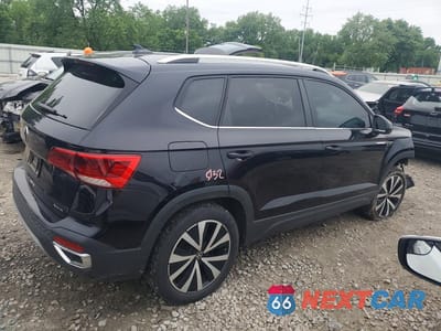 Trzecie zdjęcie samochodu z tyłu: 2022 VOLKSWAGEN TAOS SE VIN:3VVWX7B27NM046685 - miniatura