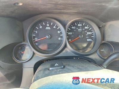 Zdjęcie 9 z 12 samochodu: 2011 CHEVROLET SILVERADO K1500 LS VIN:1GCRKREA1BZ461035 - miniatura