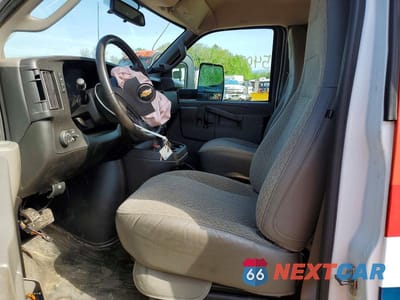 Zdjęcie 7 z 12 samochodu: 2023 CHEVROLET EXPRESS G3500 VIN:1GB0GRFP3P1145899 - miniatura