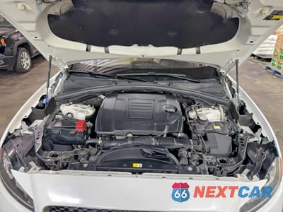Zdjęcie 7 z 12 samochodu: 2019 JAGUAR F-PACE PREMIUM VIN:SADCJ2FX5KA364541 - miniatura