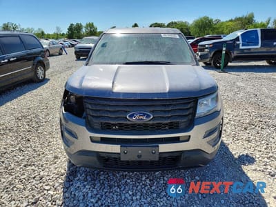 Piąte zdjęcie samochodu w środku: 2016 FORD EXPLORER POLICE INTERCEPTOR VIN:1FM5K8AR3GGA62937 - miniatura
