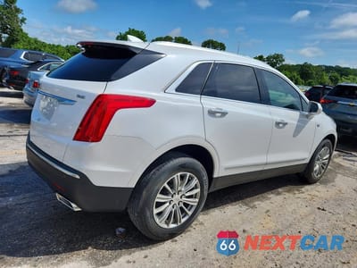 Trzecie zdjęcie samochodu z tyłu: 2017 CADILLAC XT5 LUXURY VIN:1GYKNBRS6HZ289199 - miniatura