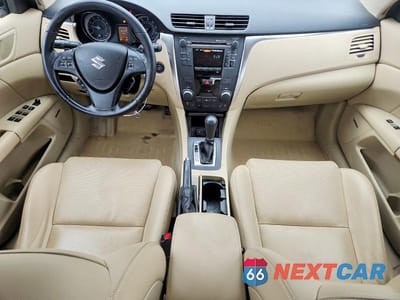Zdjęcie 8 z 13 samochodu: 2010 SUZUKI KIZASHI SLS VIN:JS2RF9A76A6100226 - miniatura
