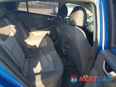 Zdjęcie 11 z 13 samochodu: 2018 HYUNDAI IONIQ BLUE VIN:KMHC65LCXJU102426 - miniatura