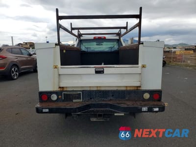 Zdjęcie 6 z 12 samochodu: 2016 CHEVROLET SILVERADO C2500 HEAVY DUTY VIN:1GB0CUEG2GZ119022 - miniatura