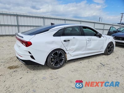 Trzecie zdjęcie samochodu z tyłu: 2024 KIA K5 GT-LINE VIN:5XXG64J22RG233457 - miniatura