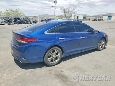 Trzecie zdjęcie samochodu z tyłu: 2019 HYUNDAI SONATA LIMITED VIN:5NPE34AF6KH779353 - miniatura