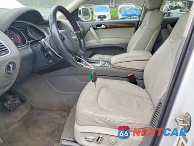 Zdjęcie 7 z 12 samochodu: 2015 AUDI Q7 PREMIUM PLUS VIN:WA1LGAFE7FD029900 - miniatura