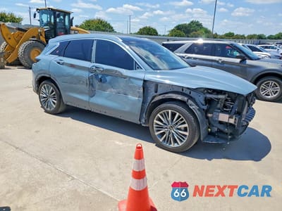 Czwarte zdjęcie samochodu z boku: 2024 INFINITI QX50 SENSORY VIN:3PCAJ5EBXRF102400 - miniatura