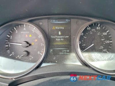 Zdjęcie 9 z 13 samochodu: 2017 NISSAN ROGUE SV VIN:KNMAT2MT2HP522336 - miniatura