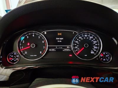 Zdjęcie 9 z 13 samochodu: 2017 VOLKSWAGEN TOUAREG WOLFSBURG VIN:WVGRF7BPXHD006039 - miniatura