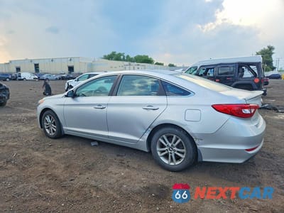 Drugie zdjęcie samochodu z przodu: 2015 HYUNDAI SONATA SE VIN:5NPE24AF7FH149060 - miniatura