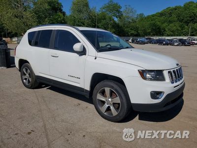 Czwarte zdjęcie samochodu z boku: 2017 JEEP COMPASS VIN:1C4NJDEB2GD545656 - miniatura