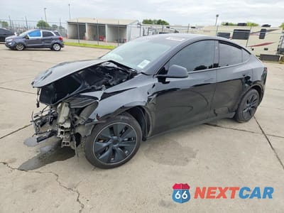 2025 TESLA MODEL Y 7SAYGAEE1SF221753 - główne zdjęcie licytacji z USA - miniatura