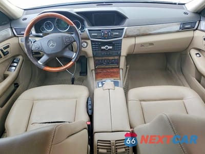 Zdjęcie 8 z 12 samochodu: 2010 MERCEDES-BENZ E 350 VIN:WDDHF5GB9AA091888 - miniatura