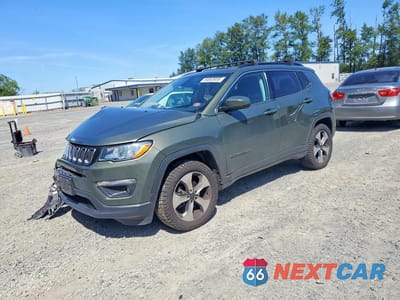 2017 JEEP COMPASS LATITUDE 3C4NJDBB5HT647422 - główne zdjęcie licytacji z USA - miniatura