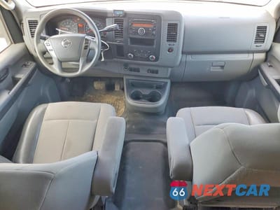 Zdjęcie 8 z 14 samochodu: 2012 NISSAN NV 1500 VIN:1N6BF0KM9CN105910 - miniatura