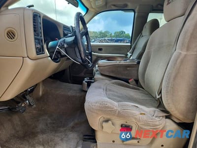 Zdjęcie 7 z 12 samochodu: 2002 CHEVROLET SILVERADO K1500 VIN:2GCEK19TX21352240 - miniatura