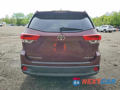 Zdjęcie 6 z 13 samochodu: 2018 TOYOTA HIGHLANDER XLE VIN:5TDJZRFH0JS499604 - miniatura