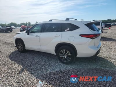Drugie zdjęcie samochodu z przodu: 2020 TOYOTA HIGHLANDER XLE VIN:5TDHZRAH9LS512617 - miniatura