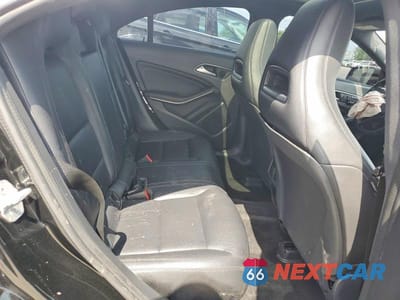 Zdjęcie 10 z 13 samochodu: 2014 MERCEDES-BENZ CLA 250 VIN:WDDSJ4EB6EN052580 - miniatura
