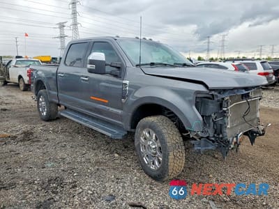 Czwarte zdjęcie samochodu z boku: 2021 FORD F250 SUPER DUTY VIN:1FT7W2BT4MED87452 - miniatura