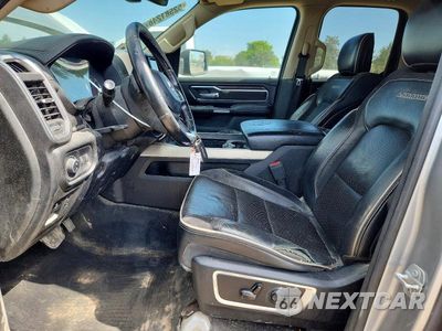 Zdjęcie 7 z 12 samochodu: 2020 RAM 1500 LARAMIE VIN:1C6SRFDT7LN280603 - miniatura